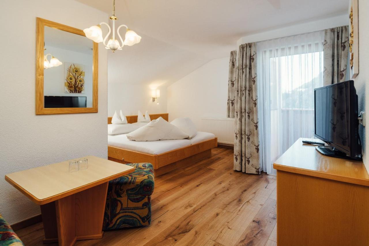 Hotel Garni Jaegerheim Serfaus Buitenkant foto